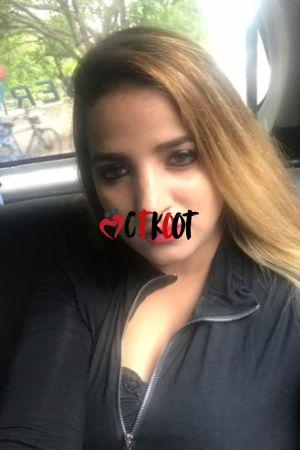 Pune Call girls. Book VIP Model Pooja Rathore , the most hot call girl in Pune.